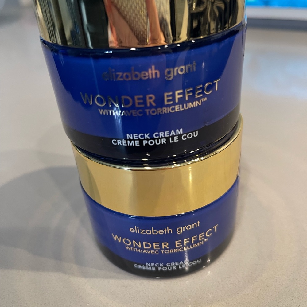 ELIZABETH GRANT EXCLUSIVES WITH TORRICELUMN WONDER EFFECT NECK CREAM